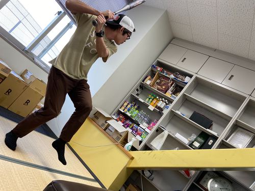 吹田祭ソフトボールの結果はベスト16でした。来年に向けて自主トレに励みます。