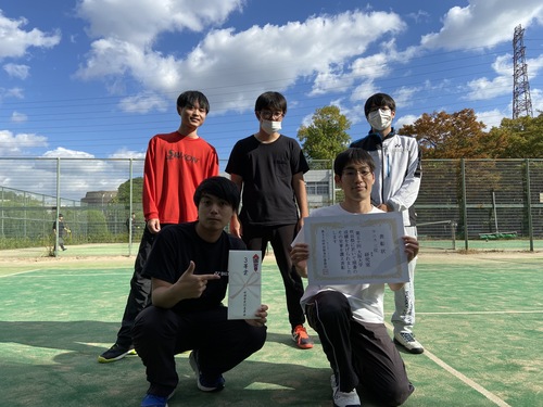 テニスで3位を勝ち取って、我々の吹田祭が幕を閉じました!